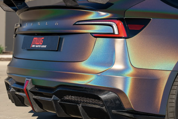 Tesla Holographic Wrap